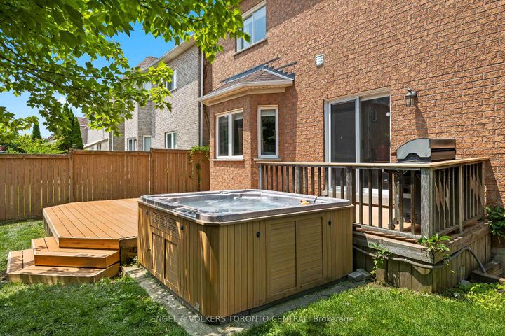 Photo 45 at 1510 Samuelson Circle, Meadowvale Village, Mississauga