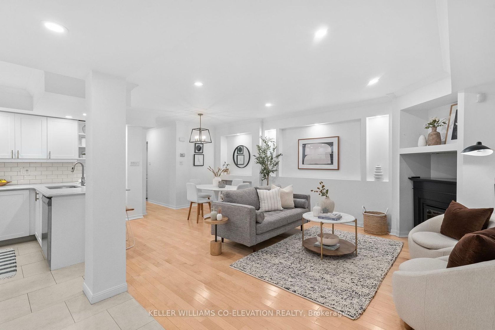 1102 - 11 Shank Street, Niagara, Toronto 