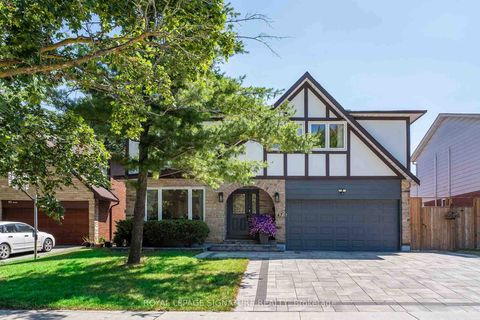 Photo 2 at 47 Tofino Crescent, Don Mills, Toronto
