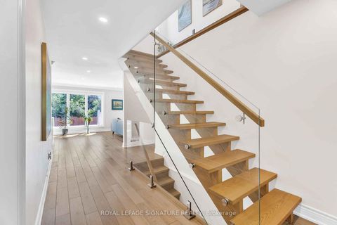 Photo 7 at 47 Tofino Crescent, Don Mills, Toronto