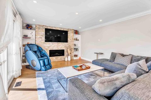 Photo 15 at 47 Tofino Crescent, Don Mills, Toronto