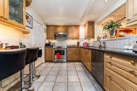 Photo 4 at 605 - 160 Frederick Street, Moss Park, Toronto