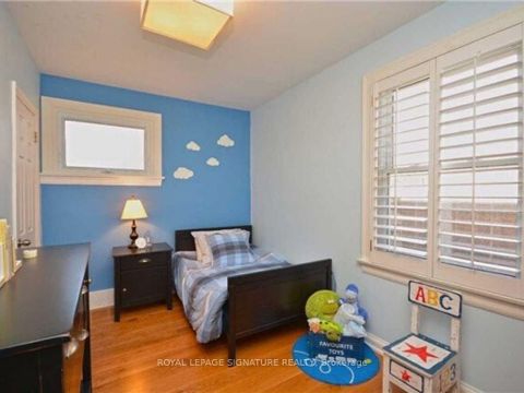 Photo 12 at 45 Crescent Road, CO Central, Oakville