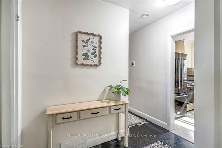 Photo 7 at 487 EAST 37TH Street, Macassa, Hamilton