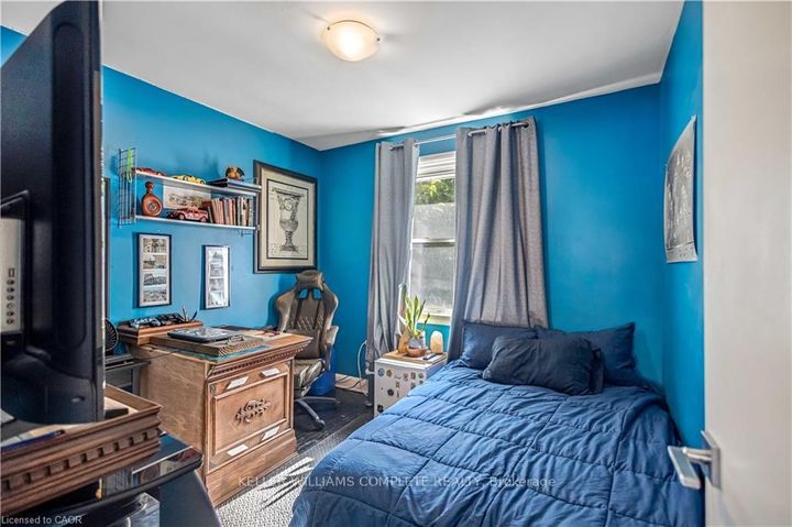 Photo 17 at 487 EAST 37TH Street, Macassa, Hamilton