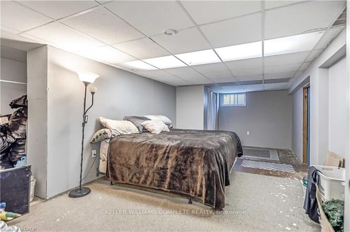 Photo 22 at 487 EAST 37TH Street, Macassa, Hamilton