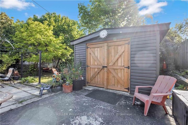Photo 29 at 487 EAST 37TH Street, Macassa, Hamilton