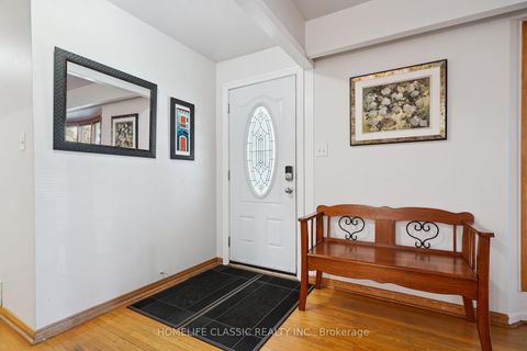 Photo 5 at 67 Beaver Bend Crescent, West Deane, Toronto