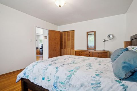 Photo 21 at 67 Beaver Bend Crescent, West Deane, Toronto
