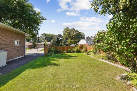 Photo 38 at 67 Beaver Bend Crescent, West Deane, Toronto