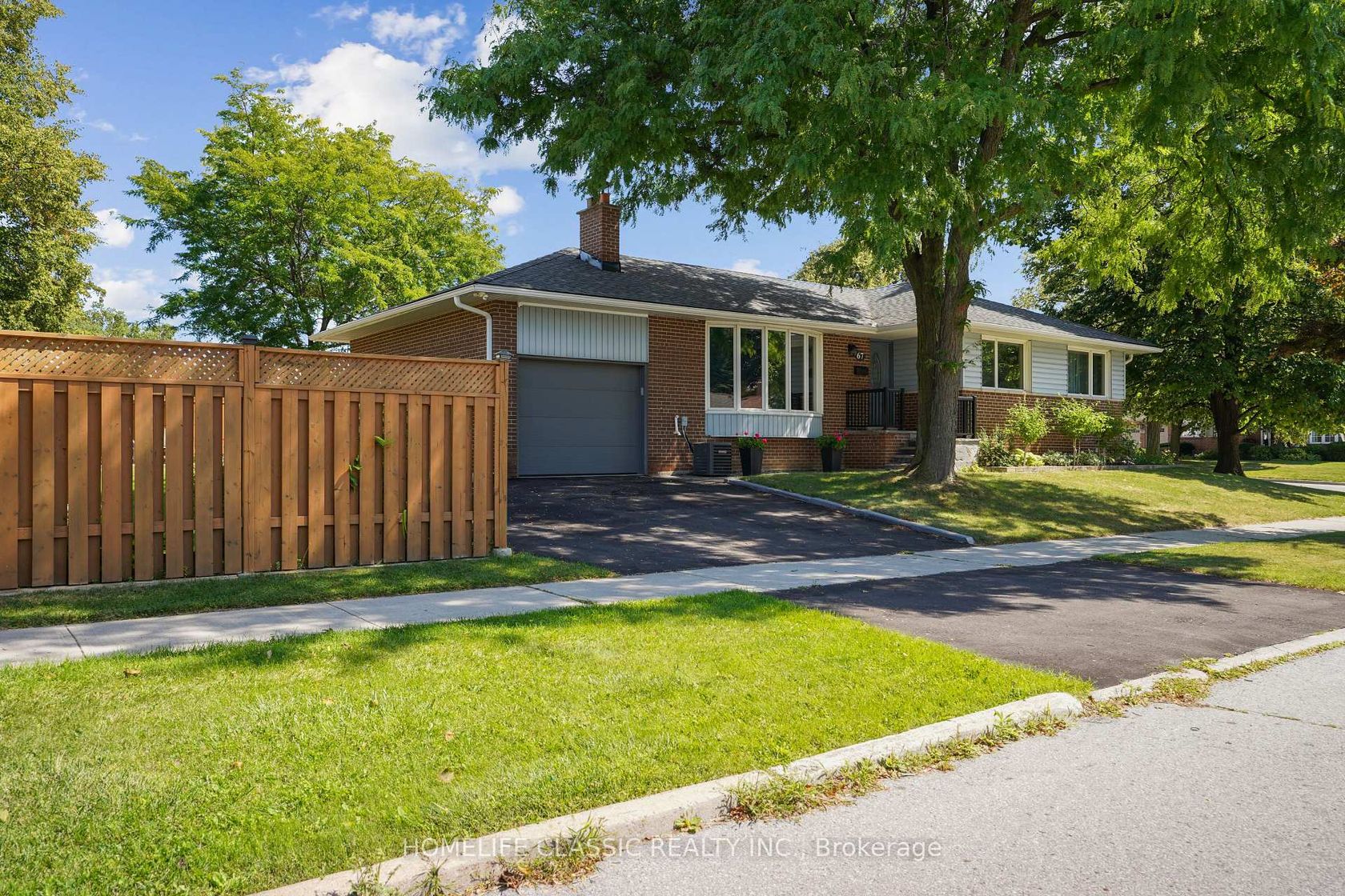 67 Beaver Bend Crescent, West Deane, Toronto 