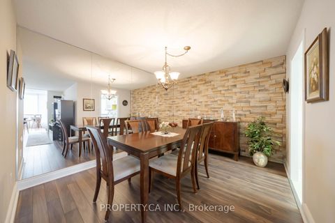 Photo 3 at 605 - 7460 Bathurst Street, Brownridge, Vaughan