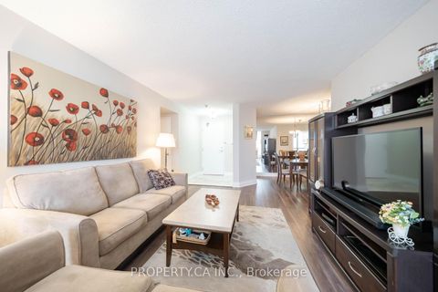 Photo 9 at 605 - 7460 Bathurst Street, Brownridge, Vaughan