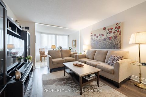 Photo 10 at 605 - 7460 Bathurst Street, Brownridge, Vaughan