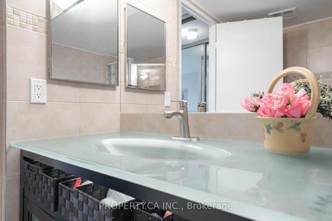 Photo 31 at 605 - 7460 Bathurst Street, Brownridge, Vaughan