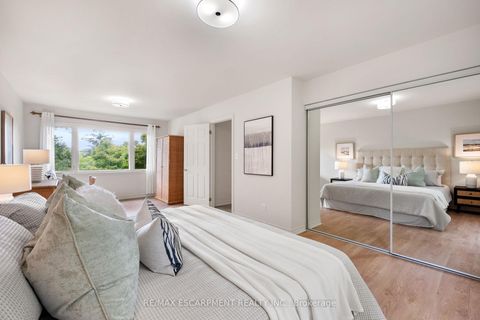 Photo 20 at 463 Grand Boulevard, FA Falgarwood, Oakville