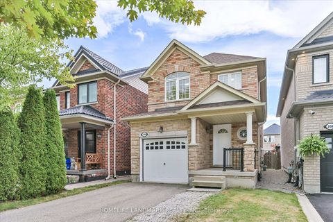 Photo 1 at 206 Venice Gate Drive, Vellore Village, Vaughan