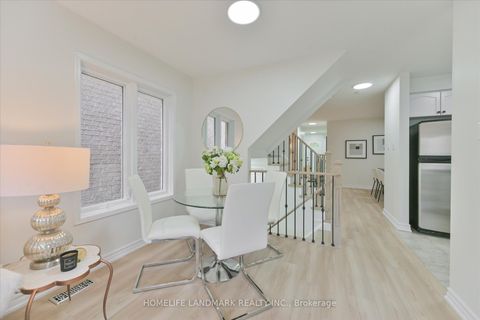 Photo 14 at 206 Venice Gate Drive, Vellore Village, Vaughan