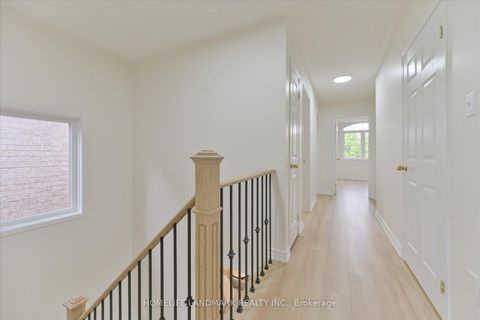 Photo 17 at 206 Venice Gate Drive, Vellore Village, Vaughan