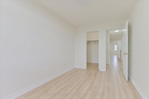 Photo 25 at 206 Venice Gate Drive, Vellore Village, Vaughan