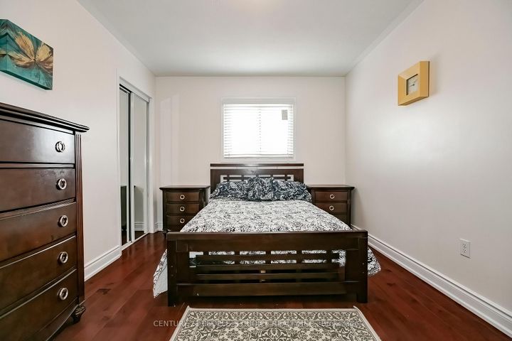 Photo 25 at 24 Vivians Crescent, Fletcher's West, Brampton