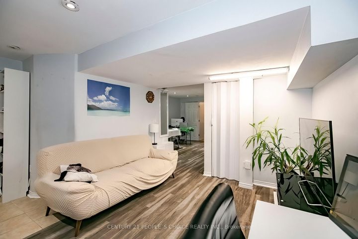 Photo 34 at 24 Vivians Crescent, Fletcher's West, Brampton