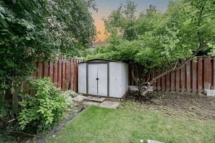 Photo 48 at 24 Vivians Crescent, Fletcher's West, Brampton