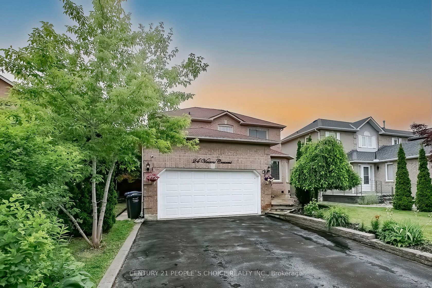 24 Vivians Crescent, Fletcher's West, Brampton 2