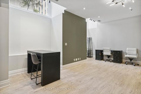 Photo 21 at L06 - 73 Richmond Street W, Bay Street Corridor, Toronto