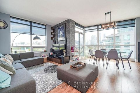 Photo 7 at 730 - 231 Fort York Boulevard, Niagara, Toronto