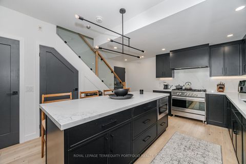 Photo 4 at 201 - 34 Claremont Street, Bellwoods, Toronto