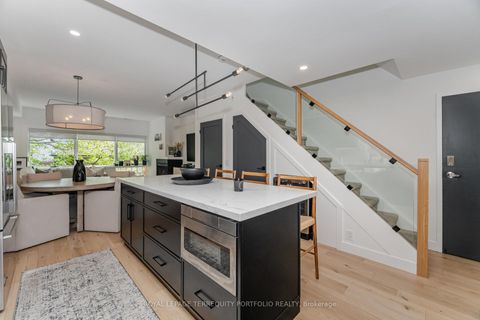 Photo 6 at 201 - 34 Claremont Street, Bellwoods, Toronto