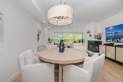 Photo 7 at 201 - 34 Claremont Street, Bellwoods, Toronto