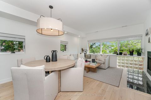 Photo 8 at 201 - 34 Claremont Street, Bellwoods, Toronto