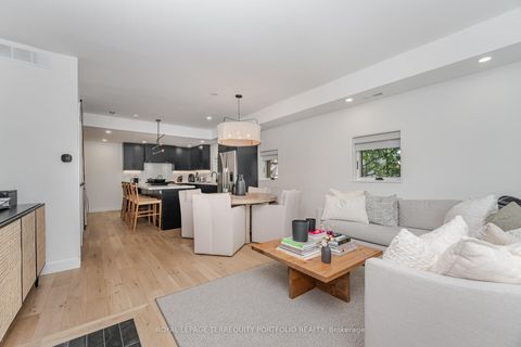 Photo 13 at 201 - 34 Claremont Street, Bellwoods, Toronto