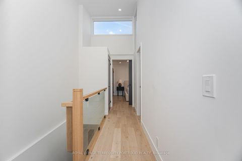 Photo 17 at 201 - 34 Claremont Street, Bellwoods, Toronto