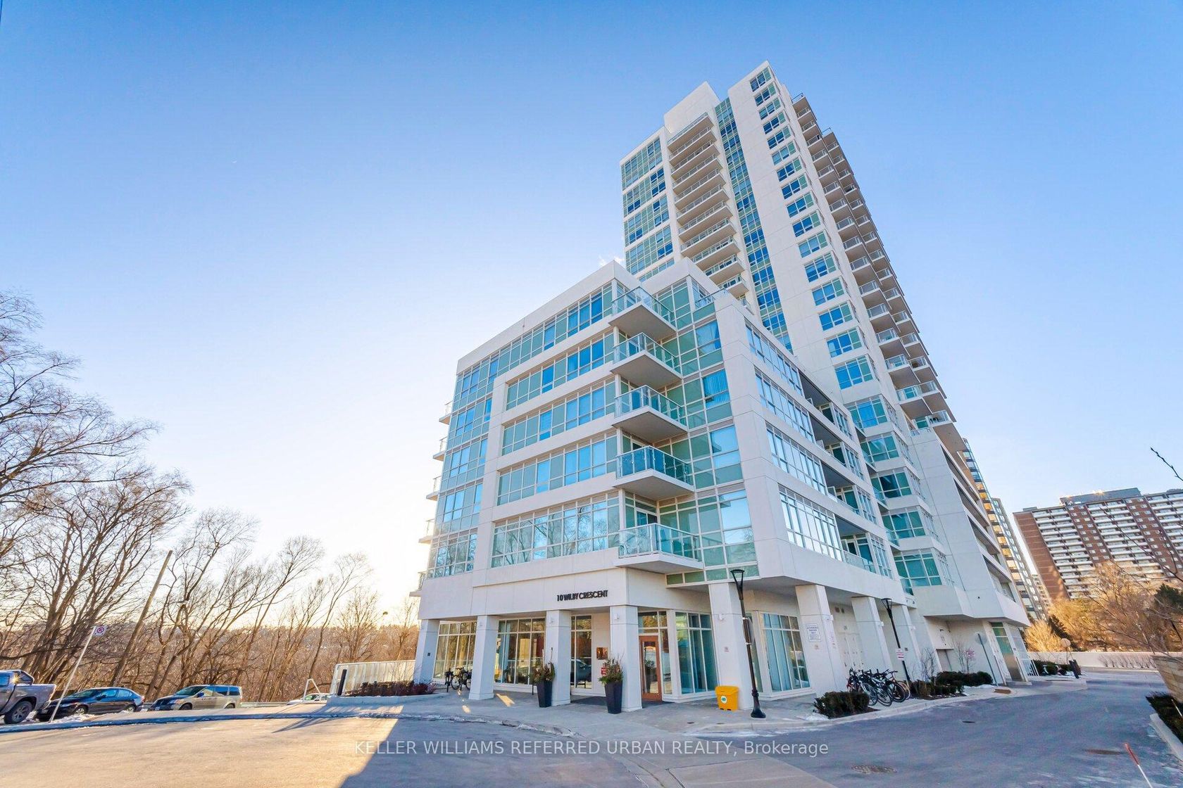 1807 - 10 Wilby Crescent, Weston, Toronto 
