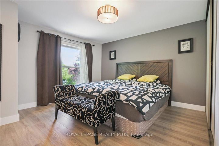 Photo 23 at 284 Rimmington Drive, RO River Oaks, Oakville