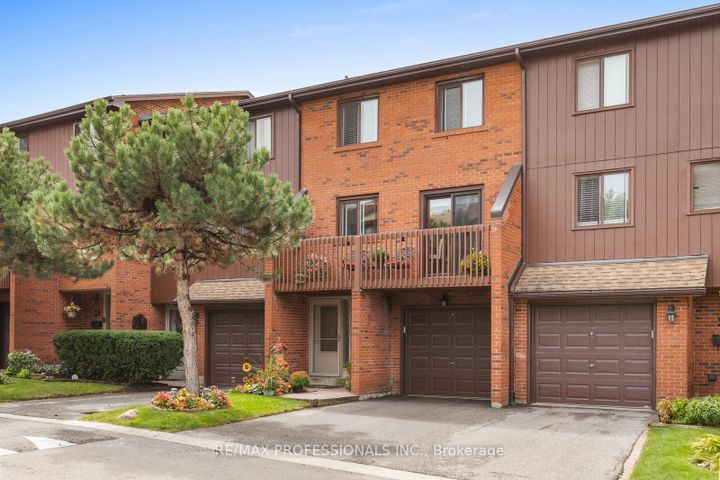 Photo 1 at 26 - 4165 Fieldgate Drive, Rathwood, Mississauga