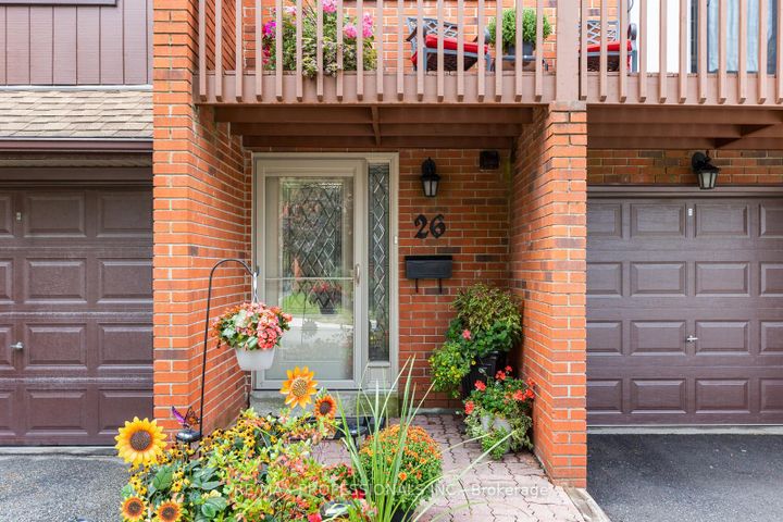Photo 2 at 26 - 4165 Fieldgate Drive, Rathwood, Mississauga