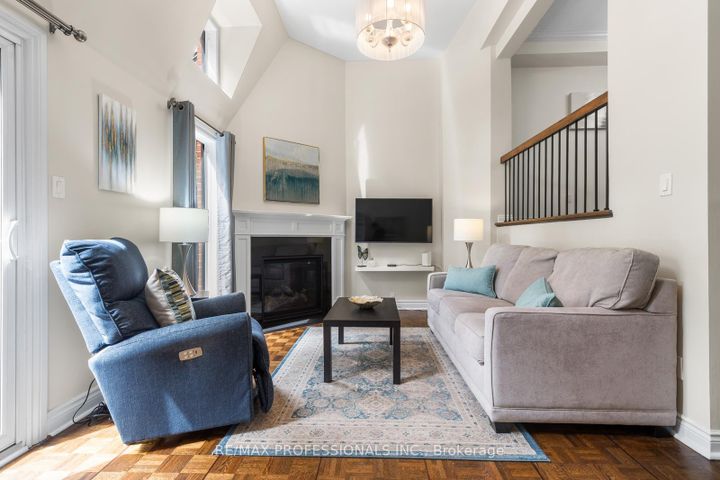 Photo 6 at 26 - 4165 Fieldgate Drive, Rathwood, Mississauga