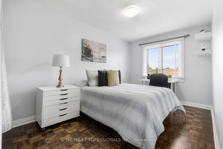 Photo 28 at 26 - 4165 Fieldgate Drive, Rathwood, Mississauga