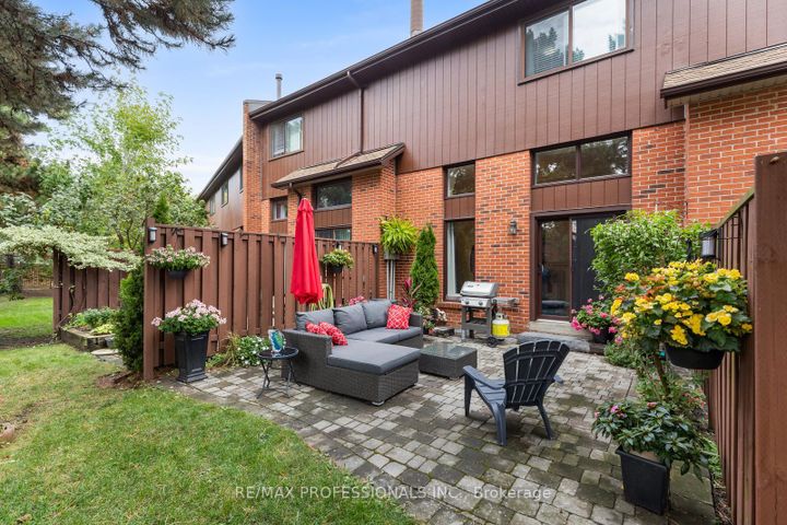 Photo 32 at 26 - 4165 Fieldgate Drive, Rathwood, Mississauga