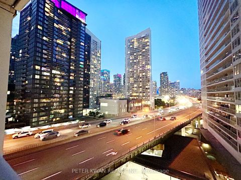 Photo 15 at 1007 - 19 Bathurst Street, Waterfront Communities C1, Toronto Photo 15 at 1007 - 19 Bathurst Street, Waterfront Communities C1, Toronto