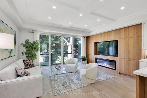 Photo 16 at 194 Sheldrake Boulevard, Mount Pleasant East, Toronto