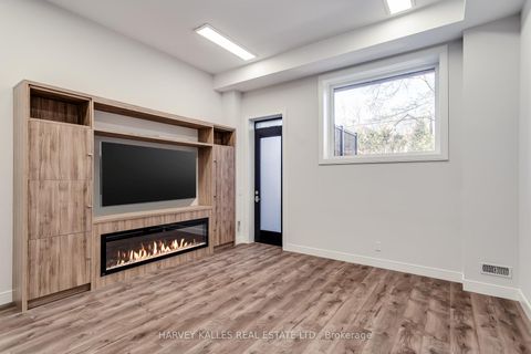 Photo 41 at 194 Sheldrake Boulevard, Mount Pleasant East, Toronto