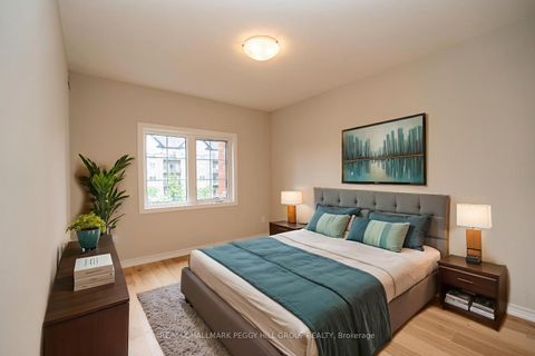 Photo 4 at 205 - 39 Ferndale Drive S, Ardagh, Barrie