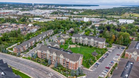 Photo 14 at 205 - 39 Ferndale Drive S, Ardagh, Barrie