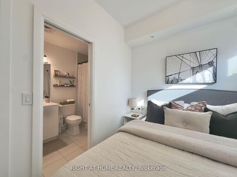 Photo 13 at C801 - 5299 HWY 7 Highway, Vaughan Grove, Vaughan