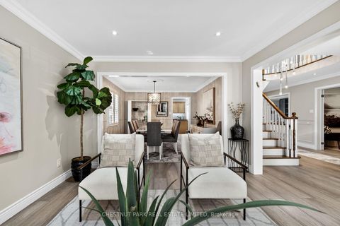 Photo 8 at 39 Newport Square, Uplands, Vaughan